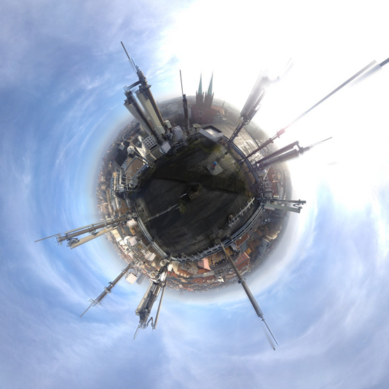 Datei:XbergRths ball s.jpg