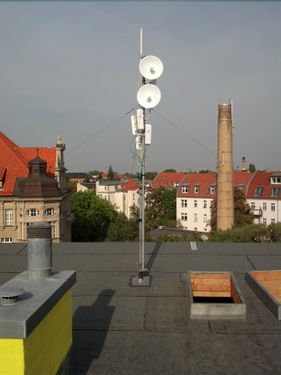 Neue Hardware am Mast