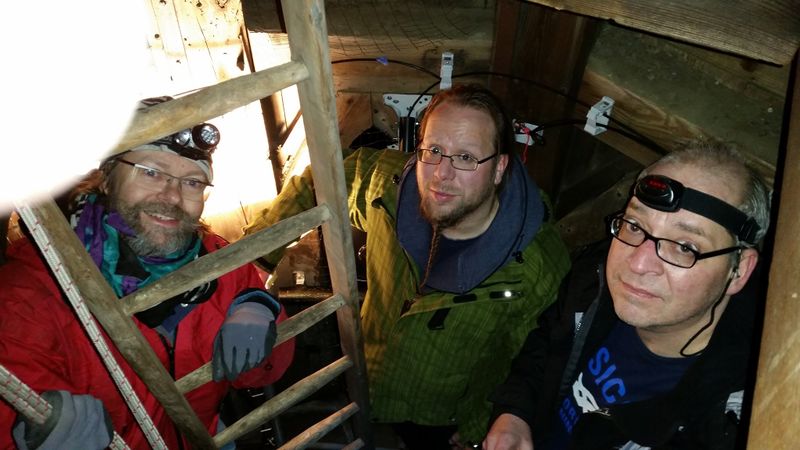 Datei:20161213 230748-Gruppenbild-ohne-Dame.jpg