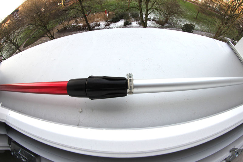 Datei:Diy-outdoor-window-mount 07.jpg