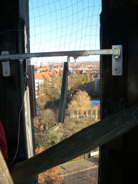 Datei:2016-11-4 15 30-Antennehalterungen.JPG