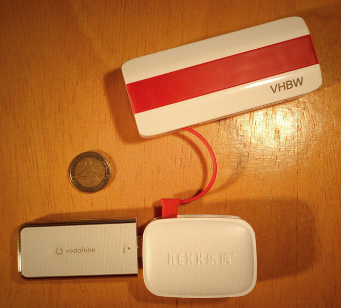 Datei:Hacks NexxWT3020 Powerbank USBLTE.jpg