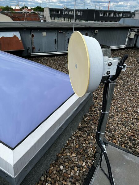 Datei:Izrd-ev-core uplink 1.jpg