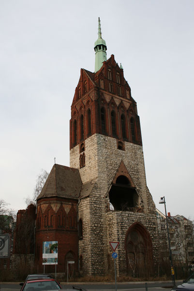 Datei:Bethanienkirche Mirbachplatz Berlin.jpg