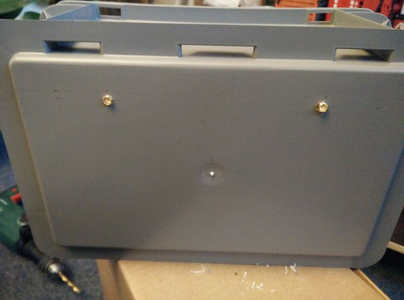 Datei:Wr841box eurobox antennen.jpg
