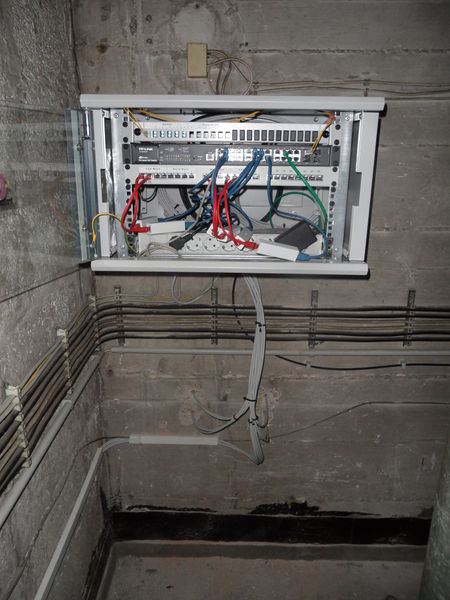 Datei:Ff-sttbd-maerz14-schrank.JPG