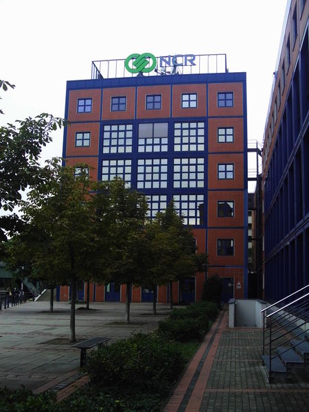 Datei:Am standort.jpg