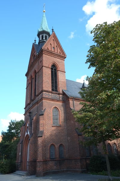 Datei:Melanchthon-Kirche-Spandau-01.jpg