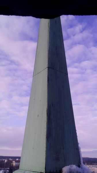 Datei:Erkner turm seitlich3.jpg