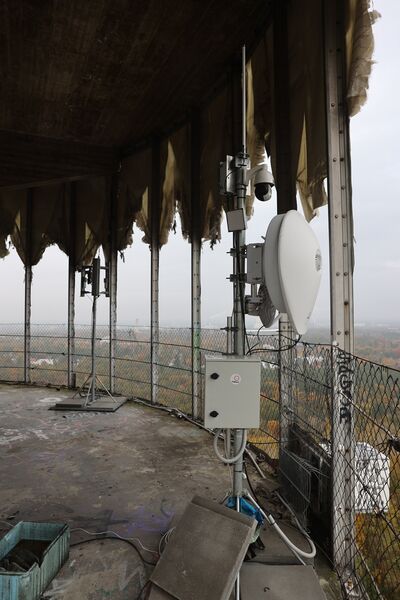 Datei:Beide Masten Teufelsberg 2024.jpeg