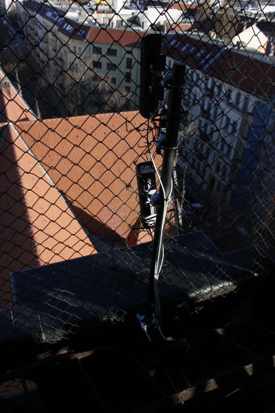 Datei:Sama ost fenster.jpg