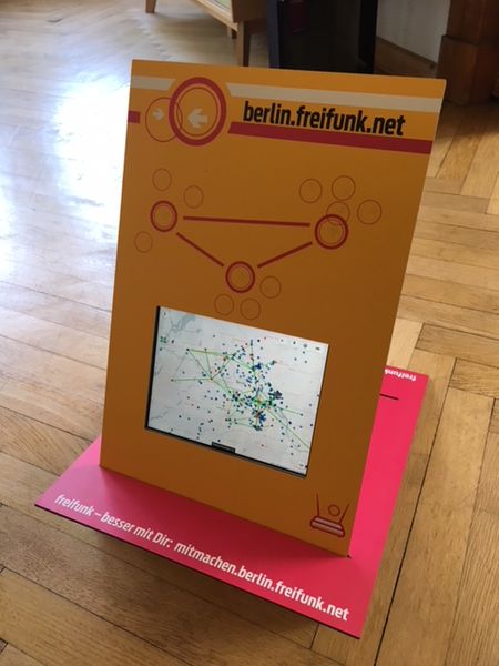 Datei:Freifunk-Berlin-Aufsteller.jpeg