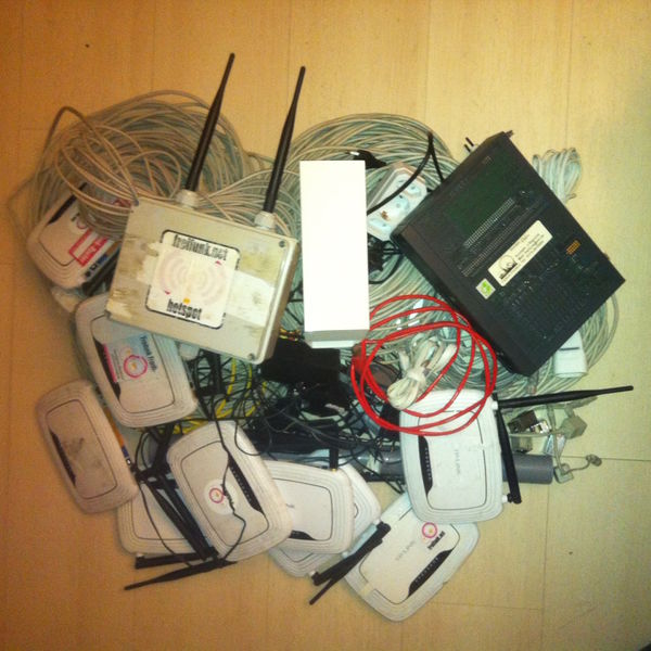 Datei:HIB Netzwerktechnik.JPG