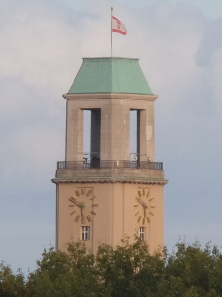 Datei:Rathausturm-spandau01.jpg